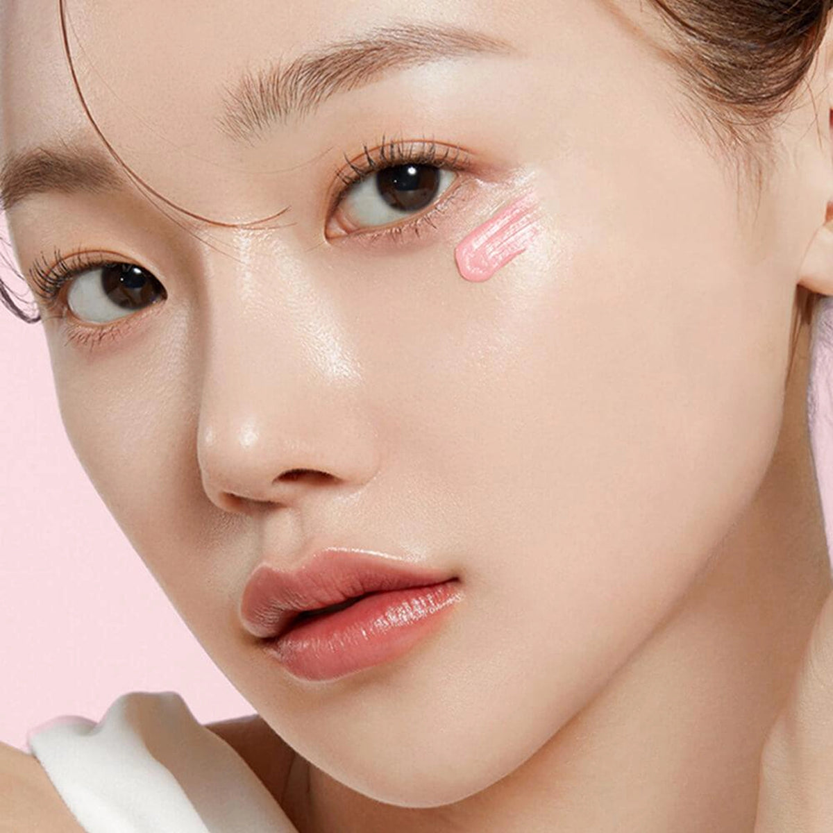MEDICUBE-PDRN Pink Peptide Eye Cream